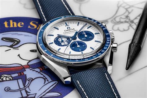 omega speedmaster moonwatch silver snoopy award|omega Snoopy 50th anniversary discontinued.